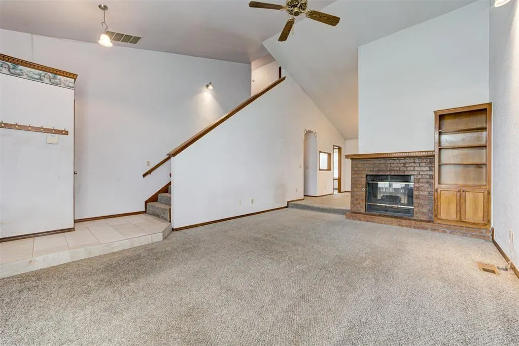Photo 10 — 1113 NE 9th Court, Moore, OK 73160