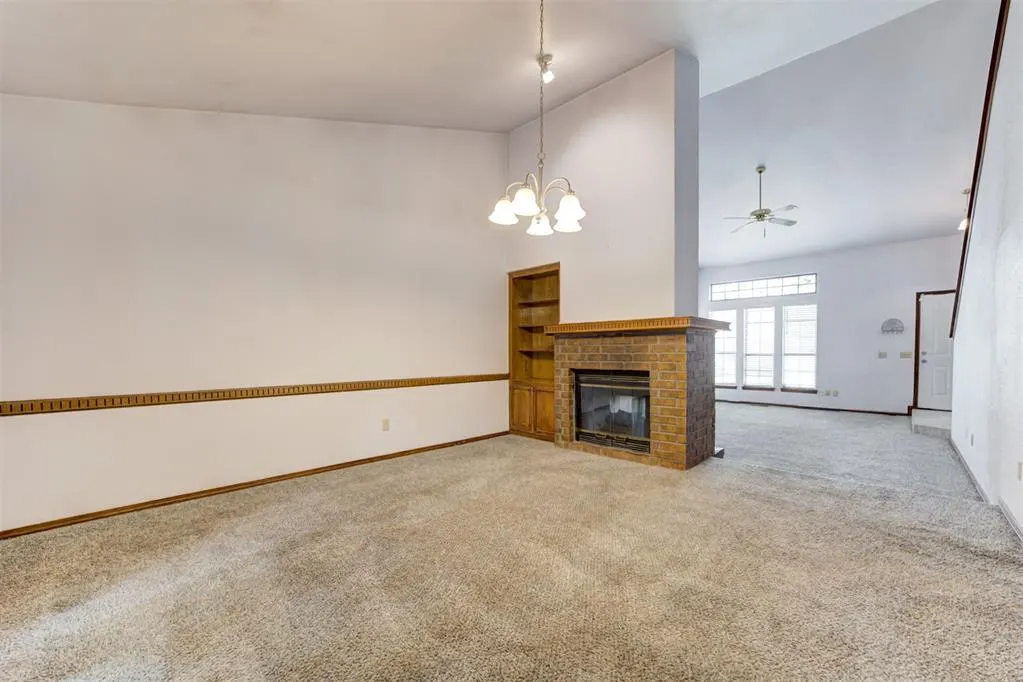Photo 13 — 1113 NE 9th Court, Moore, OK 73160