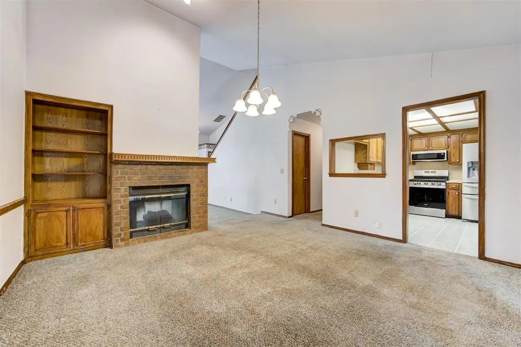 Photo 14 — 1113 NE 9th Court, Moore, OK 73160