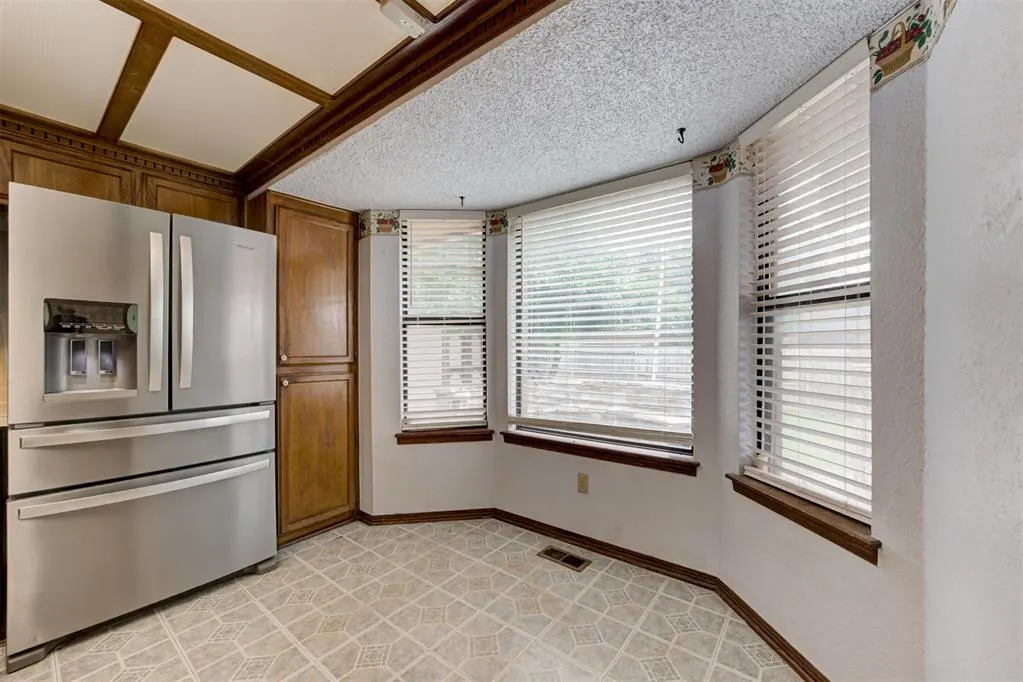 Photo 17 — 1113 NE 9th Court, Moore, OK 73160