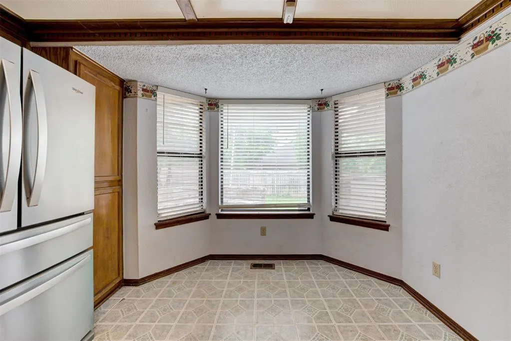 Photo 18 — 1113 NE 9th Court, Moore, OK 73160