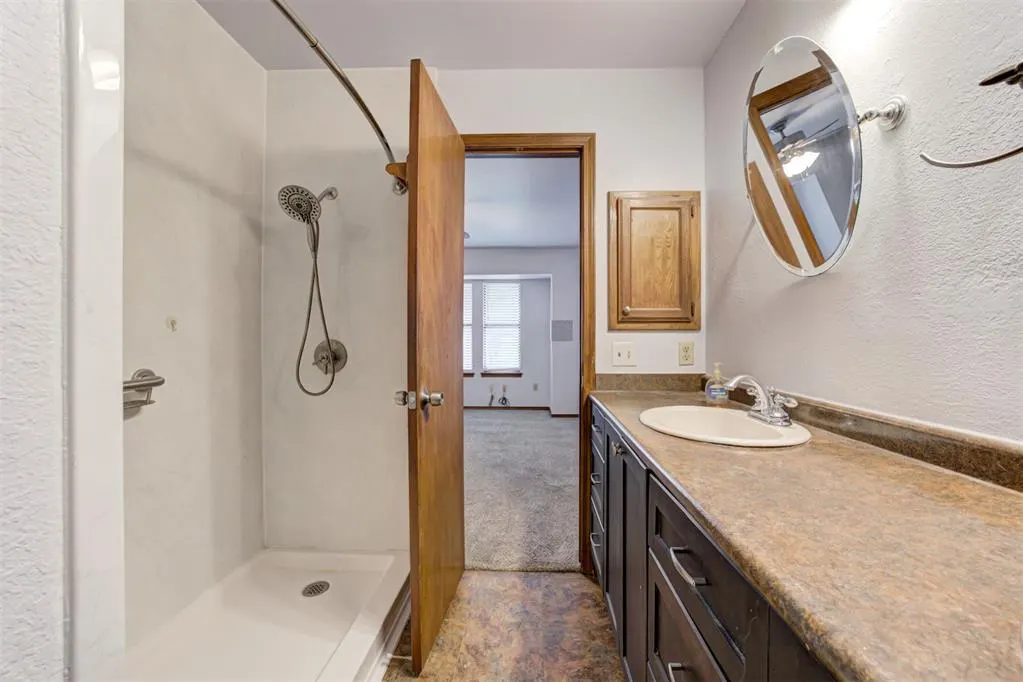 Photo 29 — 1113 NE 9th Court, Moore, OK 73160