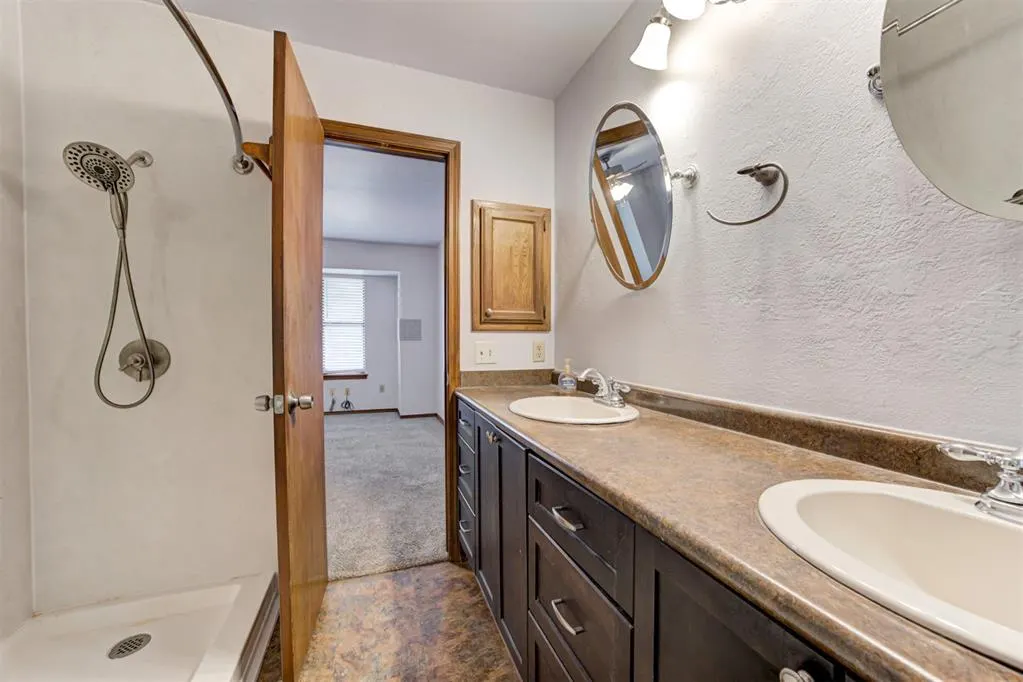 Photo 30 — 1113 NE 9th Court, Moore, OK 73160