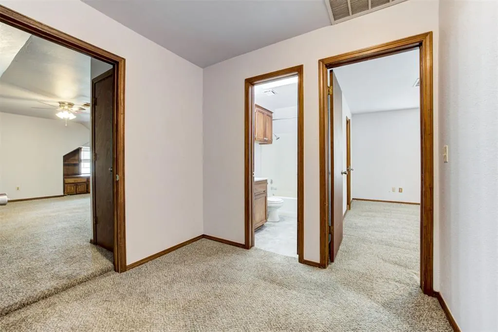 Photo 35 — 1113 NE 9th Court, Moore, OK 73160
