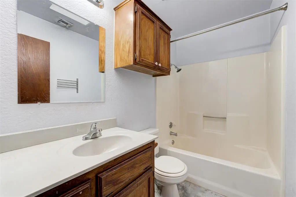 Photo 39 — 1113 NE 9th Court, Moore, OK 73160