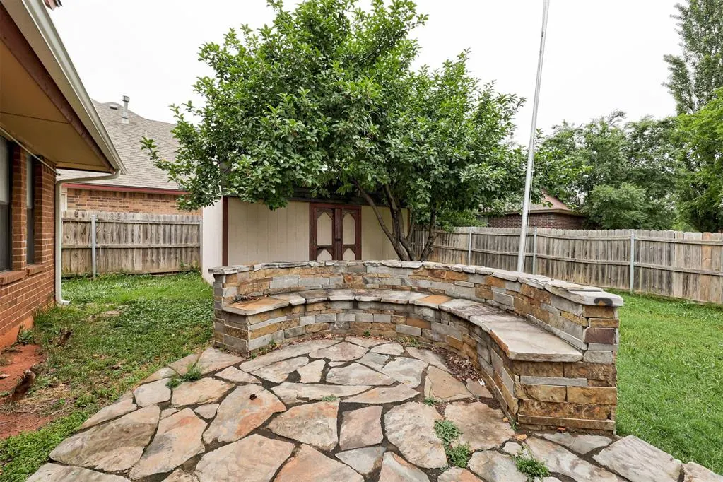 Photo 44 — 1113 NE 9th Court, Moore, OK 73160