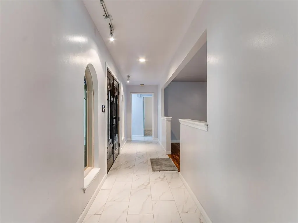 Photo 5 — 4812 NW 74th Street, Oklahoma City, OK 73132