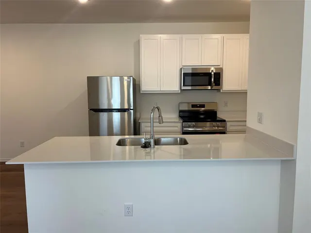Photo 5 — 306 Liam Drive, Yukon, OK 73099