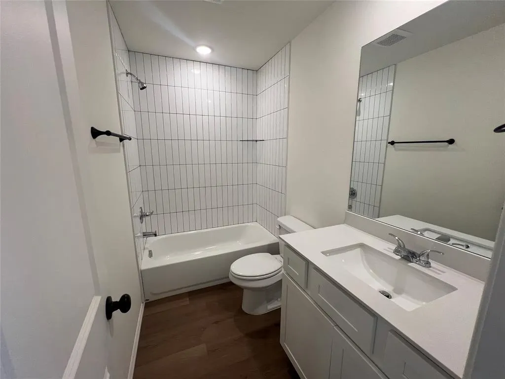 Photo 12 — 306 Liam Drive, Yukon, OK 73099