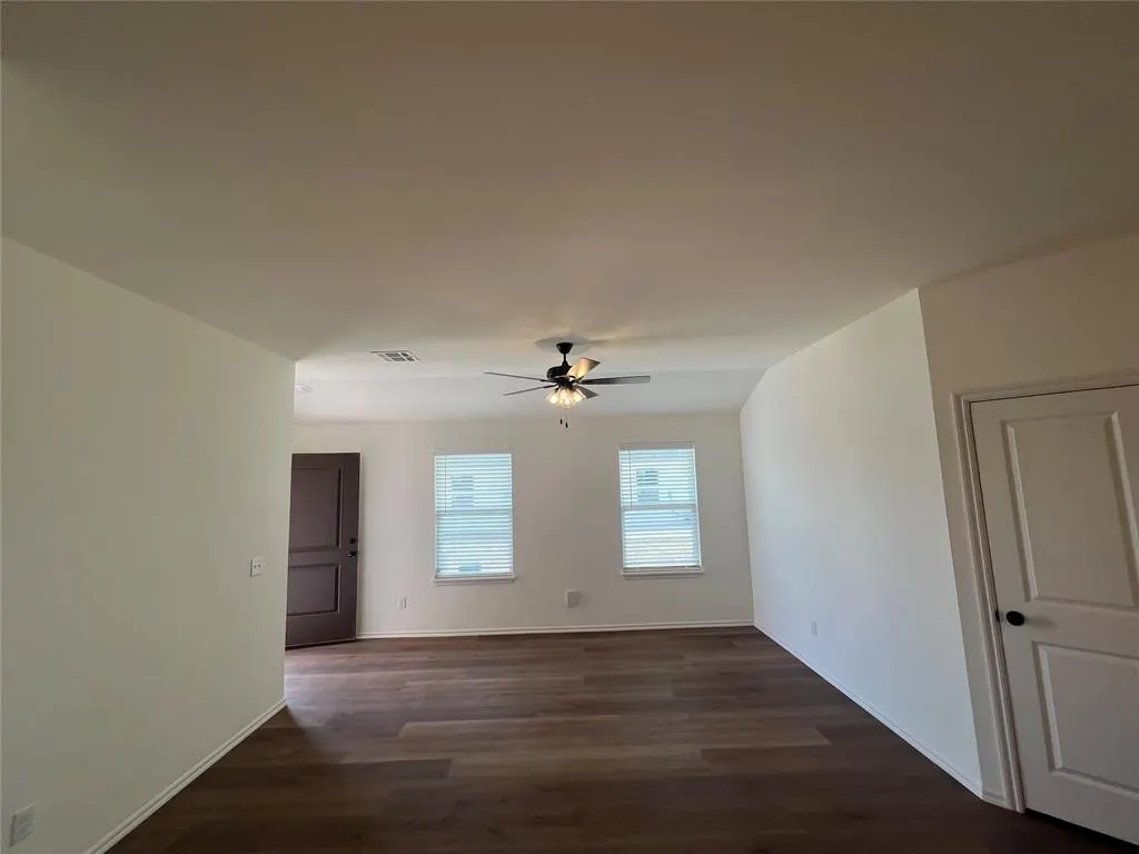 Photo 23 — 306 Liam Drive, Yukon, OK 73099