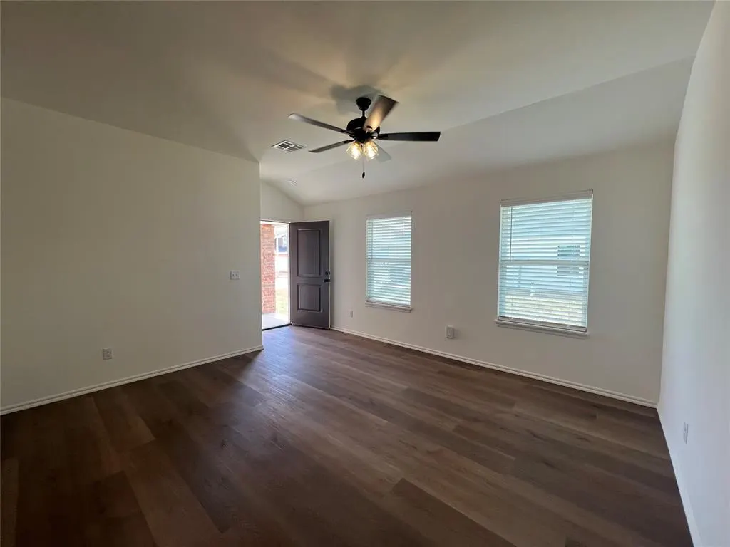 Photo 25 — 306 Liam Drive, Yukon, OK 73099
