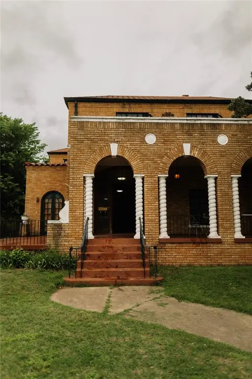 Photo 2 — 1224 W Minnesota Avenue, Chickasha, OK 73018