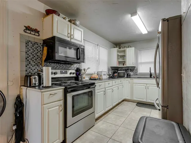 Photo 6 — 3217 Otterson Drive, Oklahoma City, OK 73112