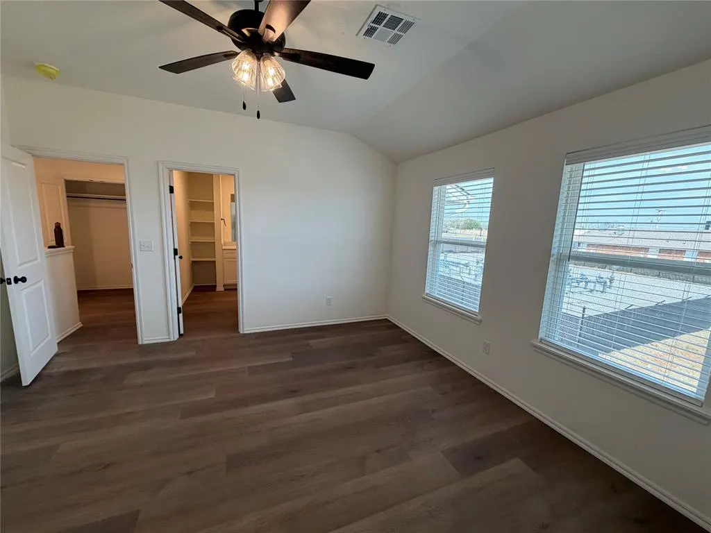 Photo 16 — 301 Aaran Way, Yukon, OK 73099