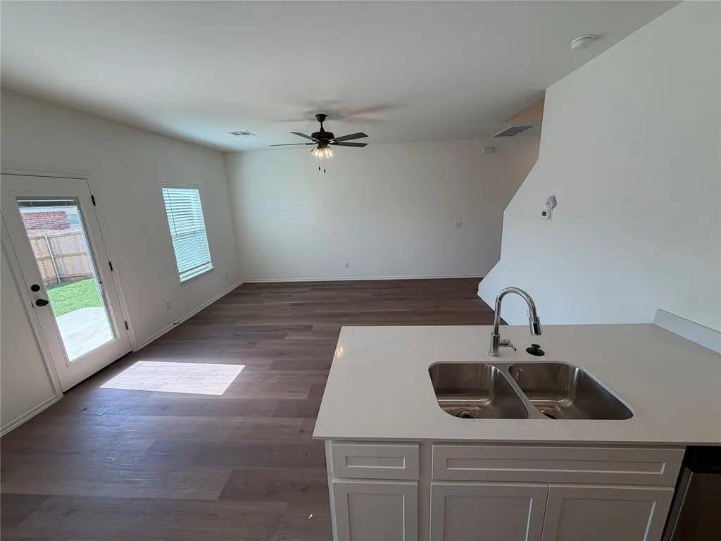 Photo 24 — 303 Aaran Way, Yukon, OK 73099