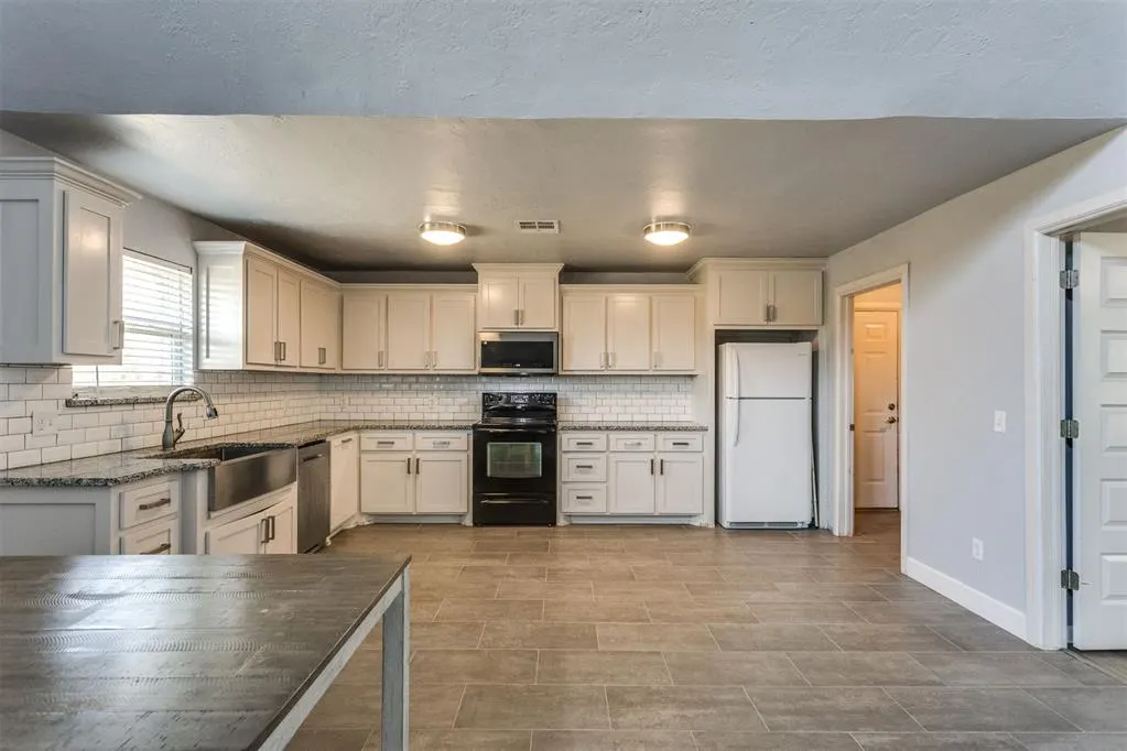 Photo 11 — 13701 SE 70th Street, Oklahoma City, OK 73150