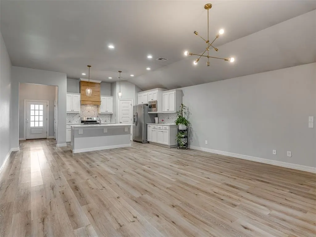 Photo 7 — 3400 Shutter Ridge Drive, Yukon, OK 73099