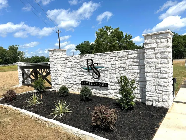 Photo 5 — 27 Riverstone Drive, Broken Bow, OK 74728