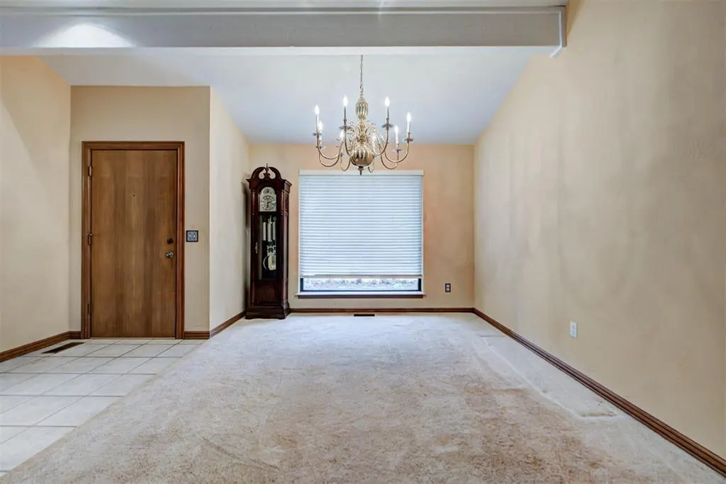 Photo 8 — 12913 Burlingame Avenue, Oklahoma City, OK 73120