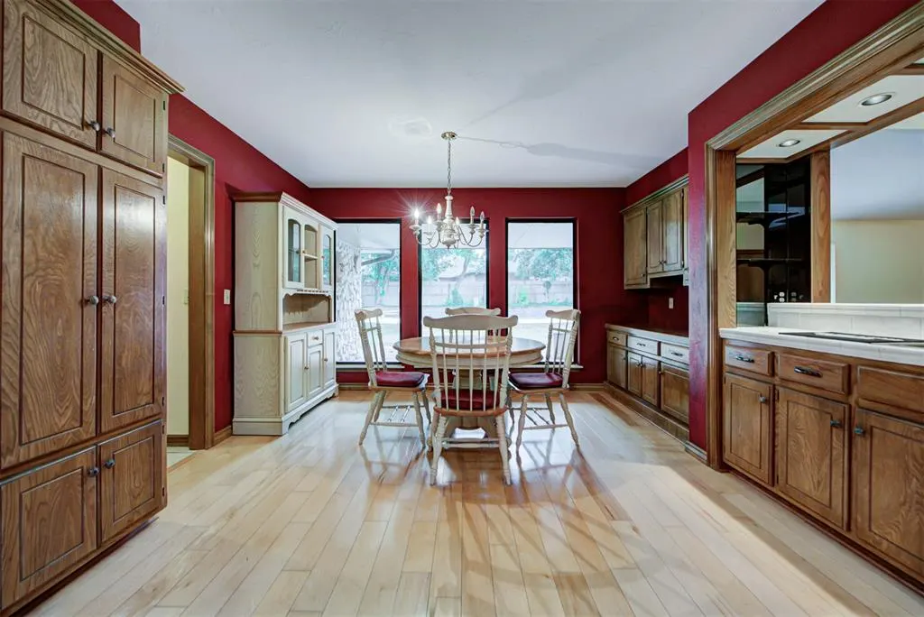 Photo 17 — 12913 Burlingame Avenue, Oklahoma City, OK 73120