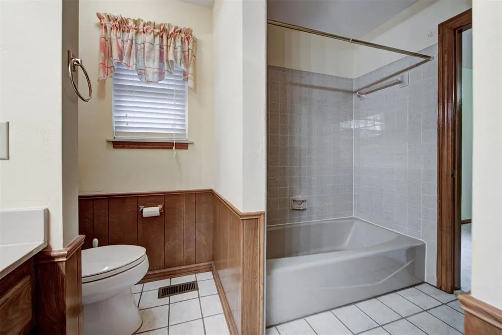 Photo 31 — 12913 Burlingame Avenue, Oklahoma City, OK 73120