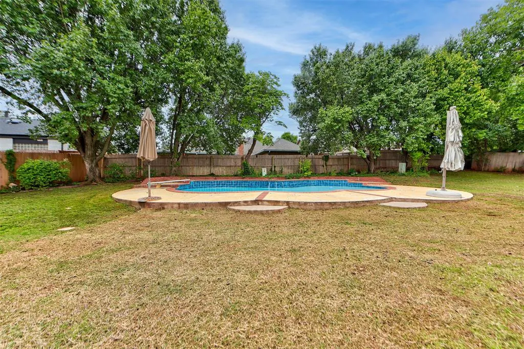 Photo 35 — 12913 Burlingame Avenue, Oklahoma City, OK 73120
