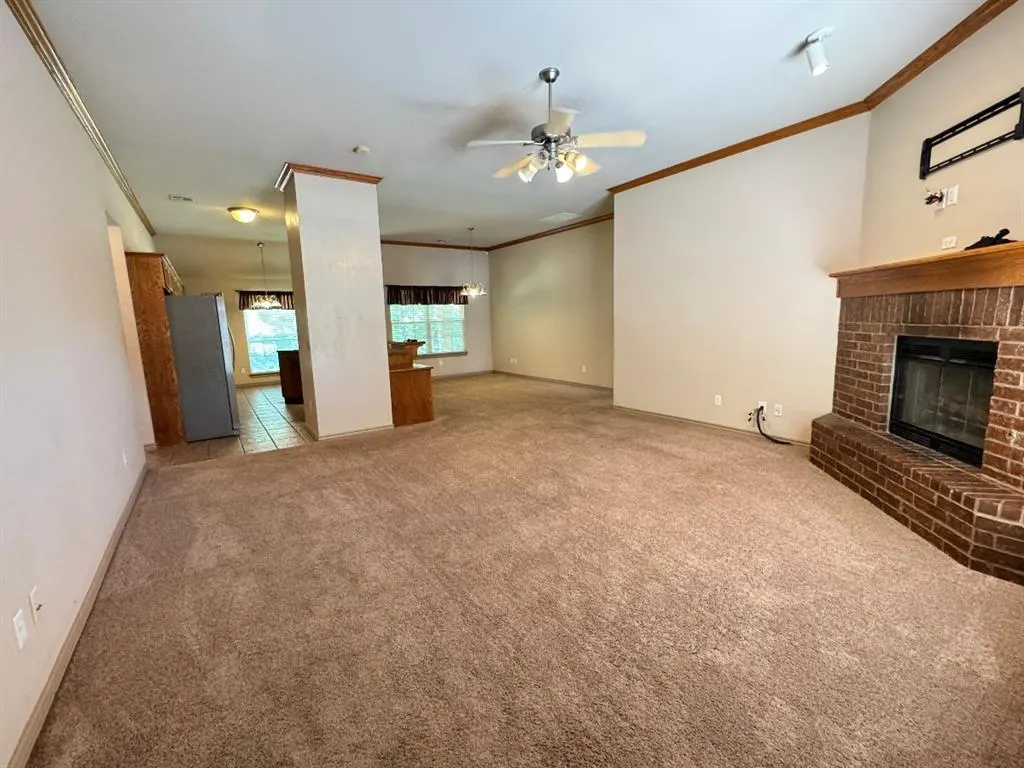 Photo 3 — 1424 Teakwood Drive, Norman, OK 73071