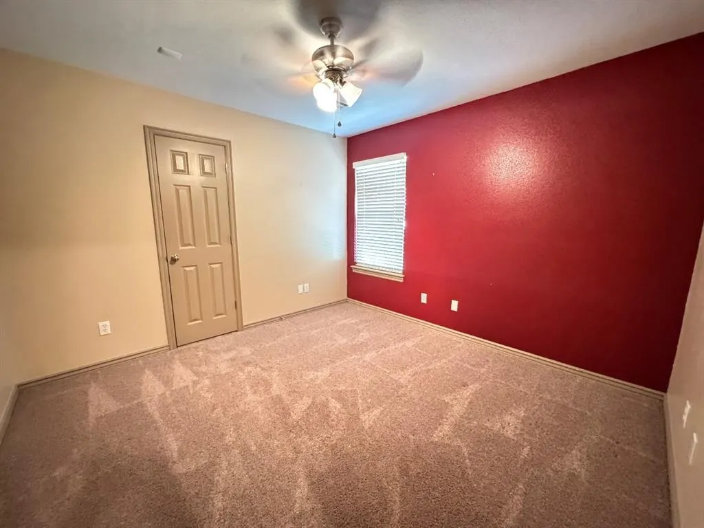 Photo 14 — 1424 Teakwood Drive, Norman, OK 73071