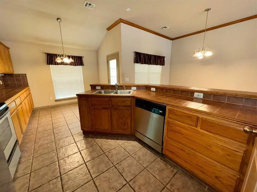 Photo 25 — 1424 Teakwood Drive, Norman, OK 73071