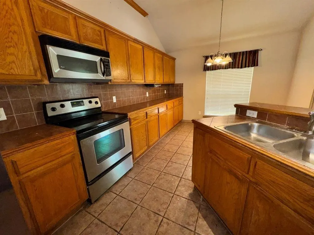 Photo 26 — 1424 Teakwood Drive, Norman, OK 73071