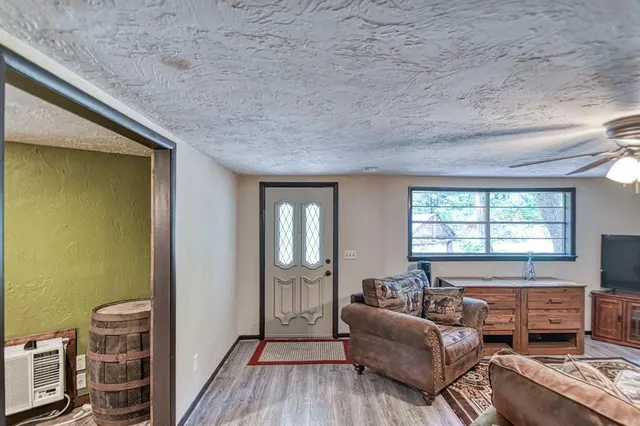 Photo 6 — 21630 E Second Street, Hinton, OK 73047