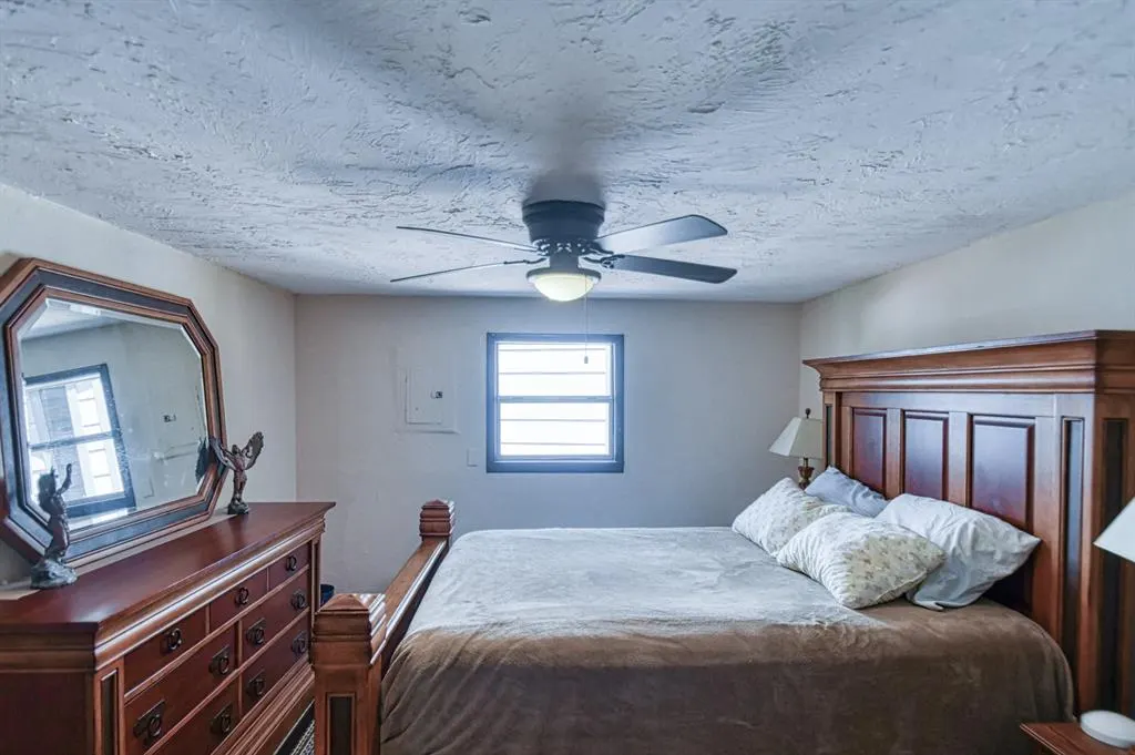 Photo 18 — 21630 E Second Street, Hinton, OK 73047