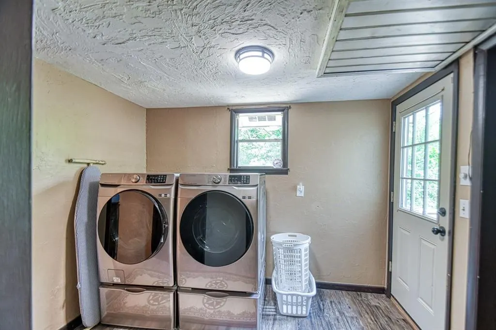 Photo 20 — 21630 E Second Street, Hinton, OK 73047