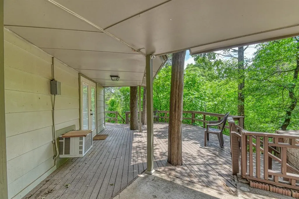 Photo 29 — 21630 E Second Street, Hinton, OK 73047