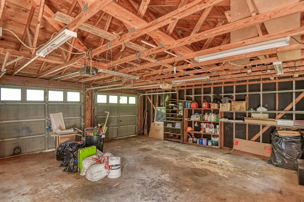 Photo 36 — 21630 E Second Street, Hinton, OK 73047