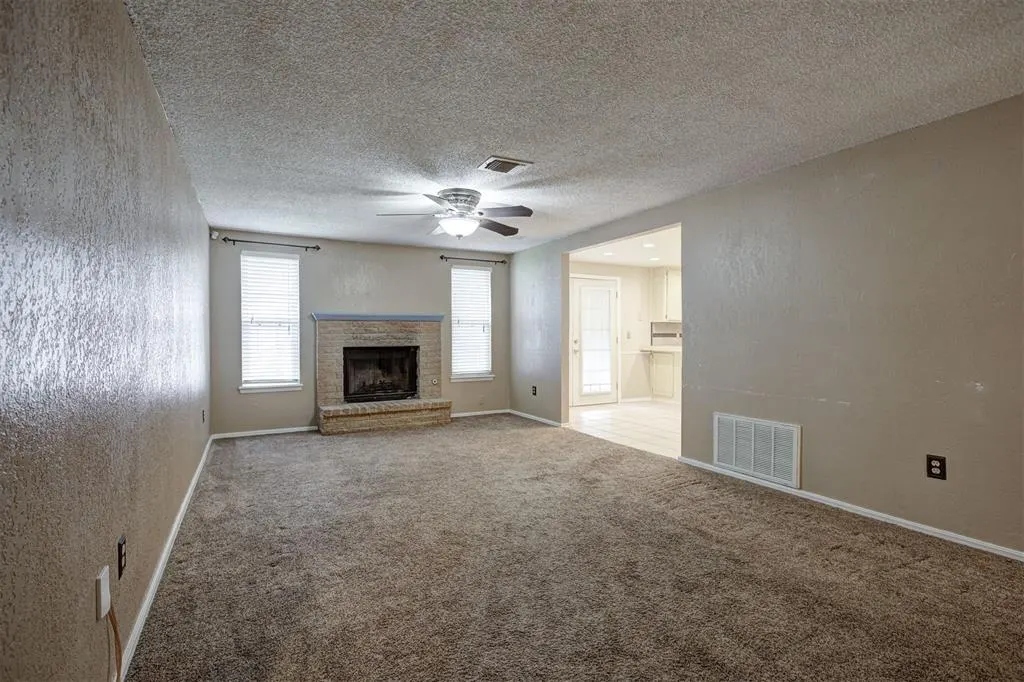 Photo 8 — 8300 S Drexel Place, Oklahoma City, OK 73159