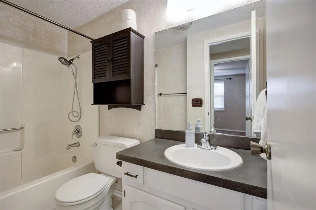 Photo 32 — 8300 S Drexel Place, Oklahoma City, OK 73159