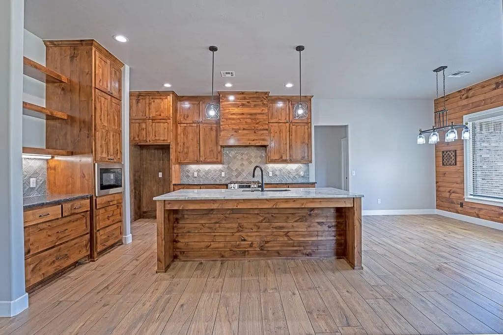 Photo 13 — 503 Cantebury Drive, Tuttle, OK 73089
