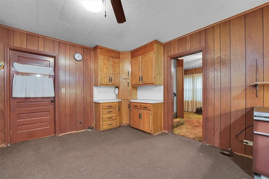 Photo 9 — 406 N 4th Street, Sayre, OK 73662