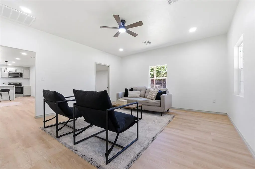 Photo 6 — 201 W Holly Street, Tuttle, OK 73089