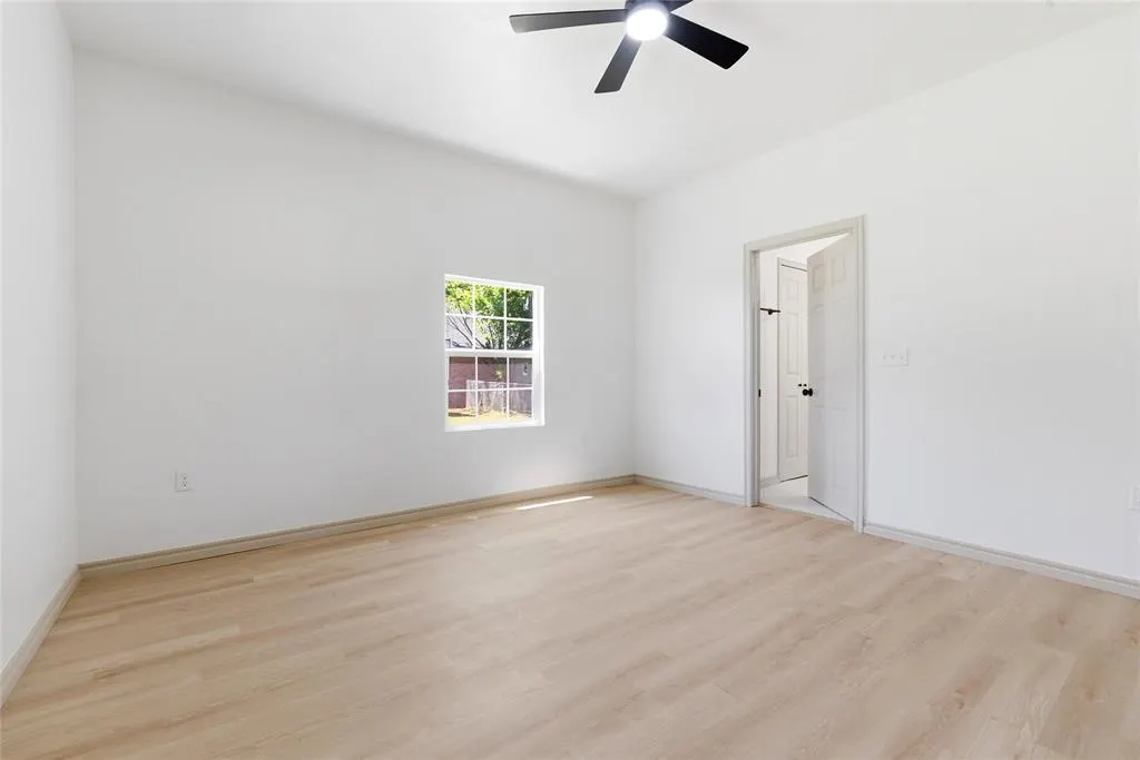 Photo 12 — 201 W Holly Street, Tuttle, OK 73089