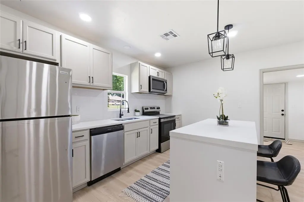 Photo 18 — 201 W Holly Street, Tuttle, OK 73089