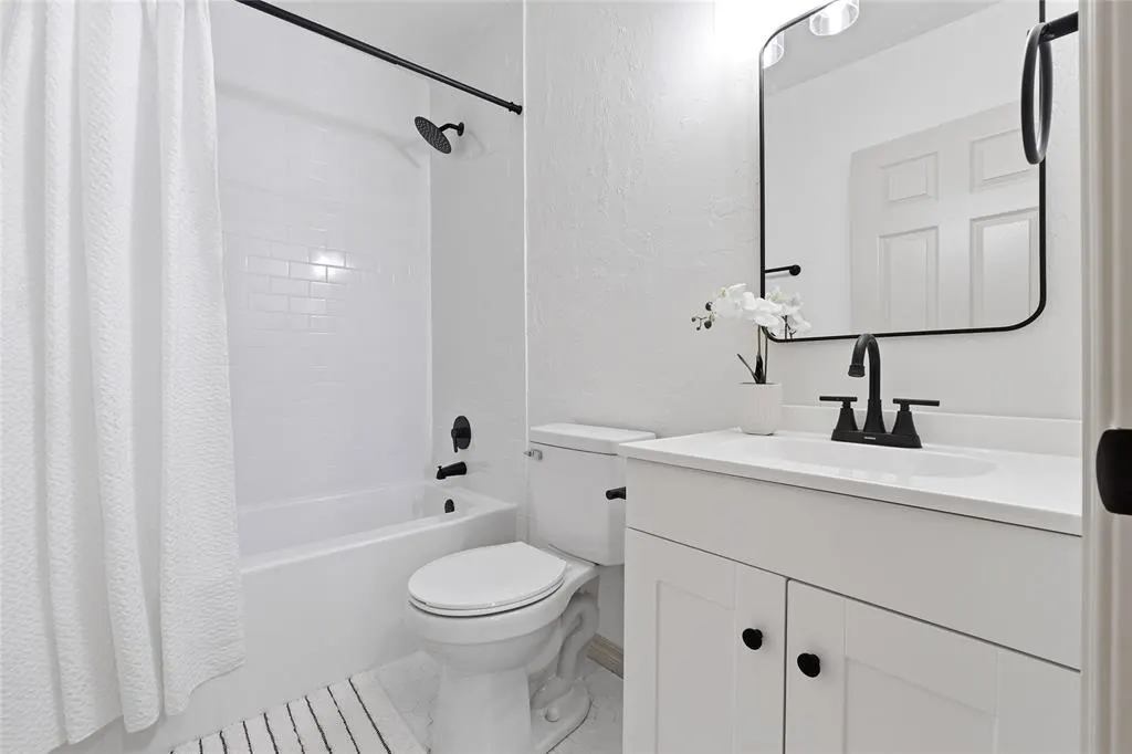 Photo 23 — 201 W Holly Street, Tuttle, OK 73089