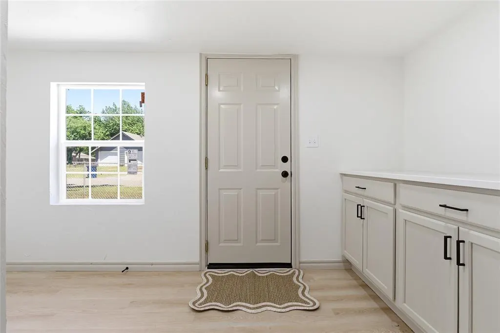 Photo 28 — 201 W Holly Street, Tuttle, OK 73089
