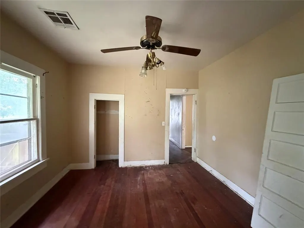 Photo 10 — 701 E Charles Avenue, Pauls Valley, OK 73075