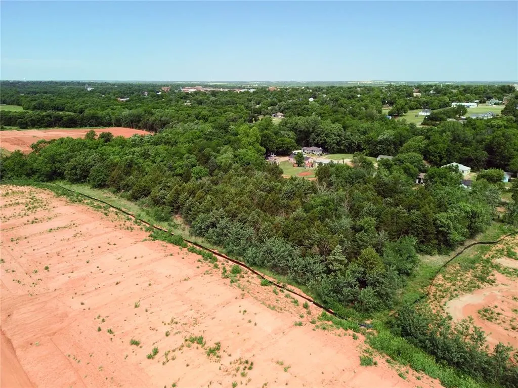 Photo 2 — Elmwood Drive, Guthrie, OK 73044
