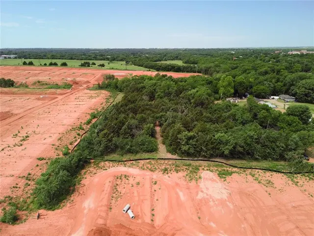 Photo 3 — Elmwood Drive, Guthrie, OK 73044