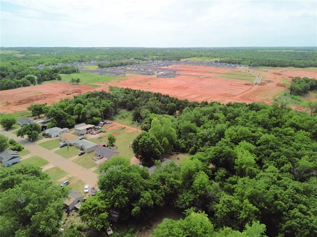 Photo 7 — Elmwood Drive, Guthrie, OK 73044