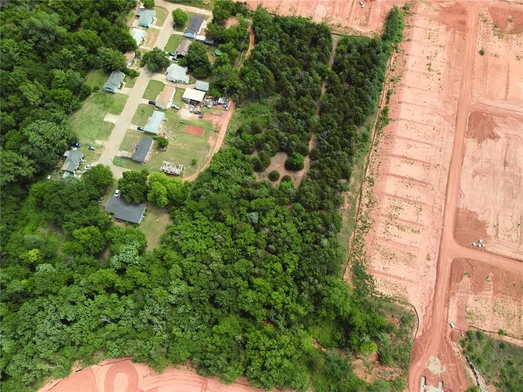 Photo 11 — Elmwood Drive, Guthrie, OK 73044