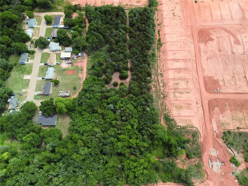Photo 12 — Elmwood Drive, Guthrie, OK 73044